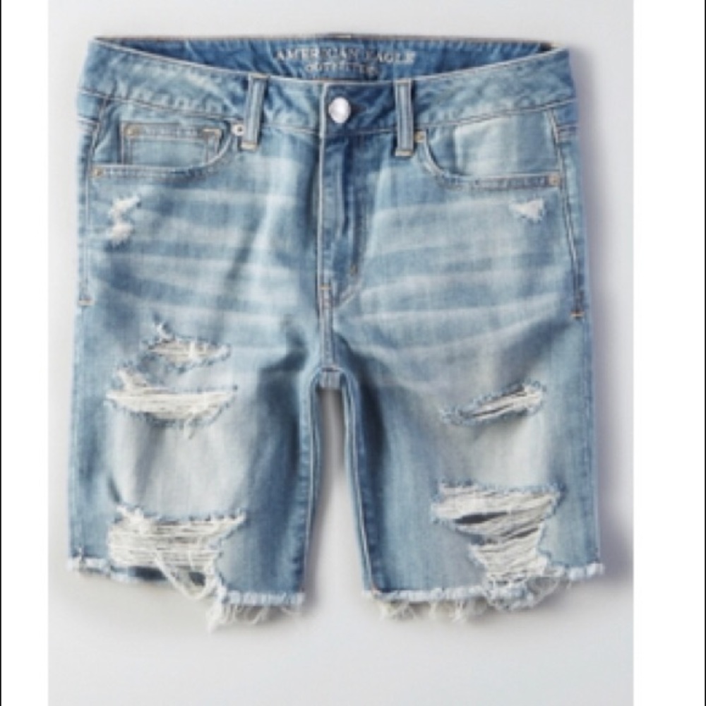American Eagle cut off Bermuda shorts